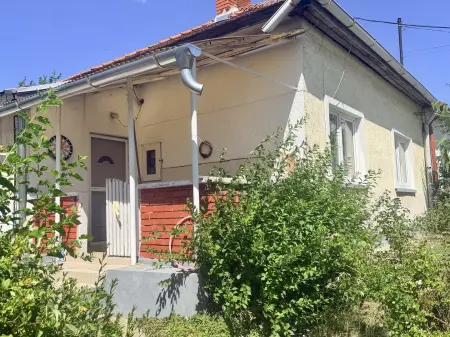 eladó ingatlan, Oroszlány