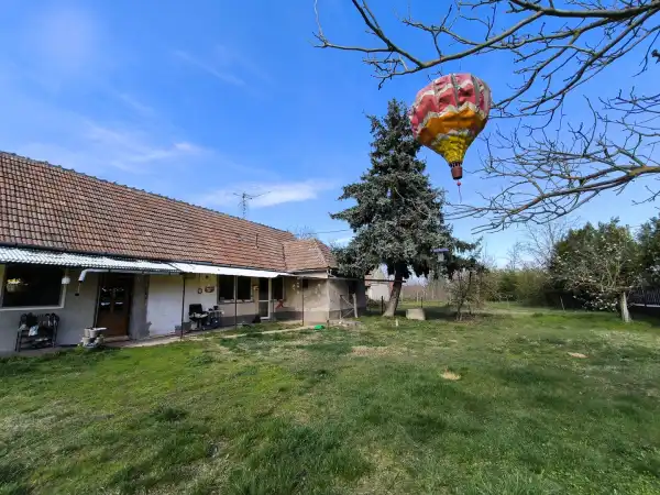 Eladó ingatlan, Paks 3 szoba 130 m² 95 M Ft