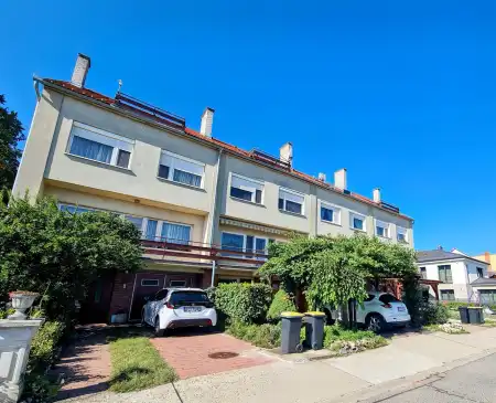 eladó ingatlan, Paks