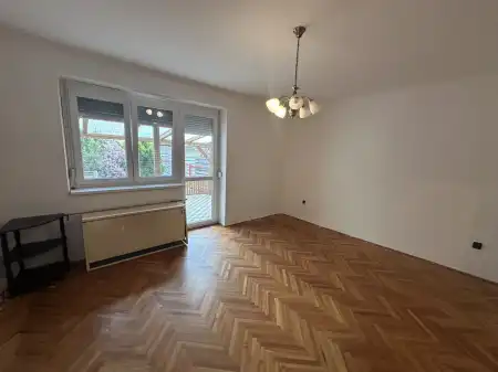 Eladó ingatlan, Paks 3 szoba 75 m² 64.9 M Ft
