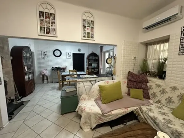 Eladó ingatlan, Paks 6 szoba 135 m² 119.49 M Ft
