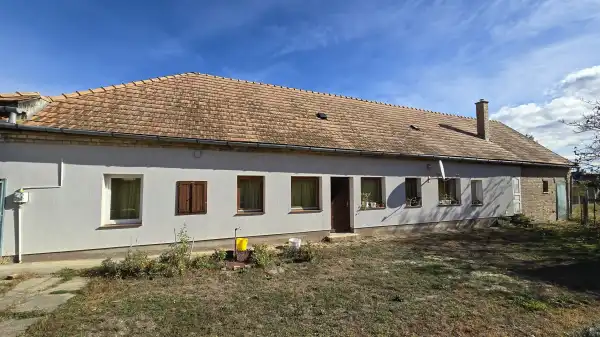 Eladó ingatlan, Paks 3 szoba 120 m² 45 M Ft