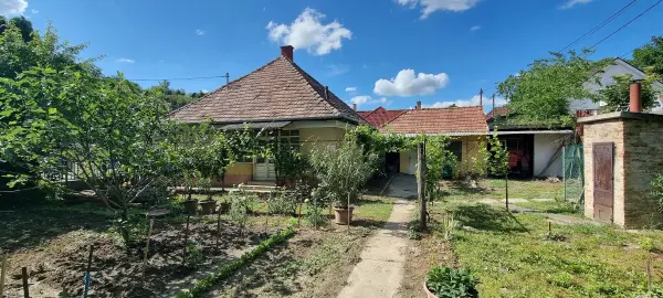 Eladó ingatlan, Paks 3 szoba 80 m² 24.9 M Ft