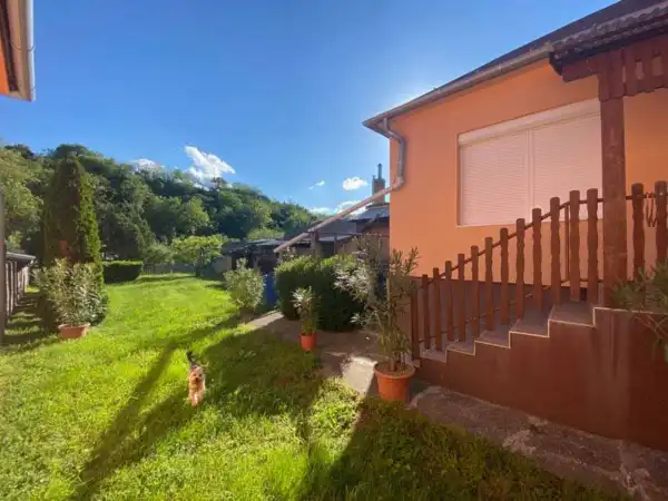 Eladó ingatlan, Paks 3 szoba 130 m² 51.9 M Ft