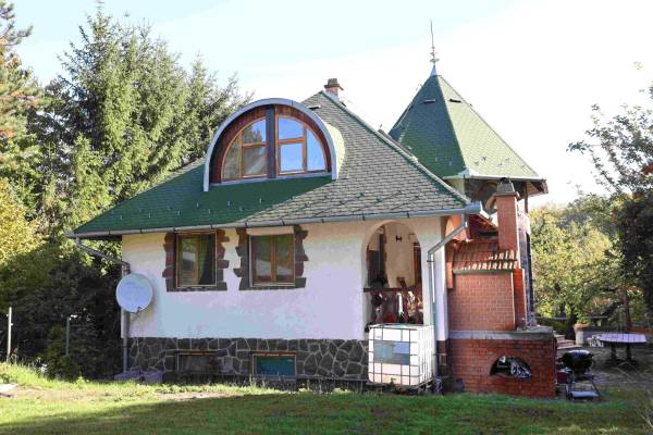 eladó ingatlan, Parád