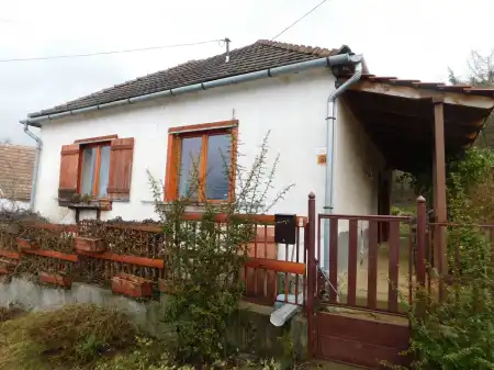 eladó ingatlan, Parád