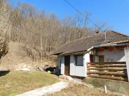 eladó ingatlan, Parád