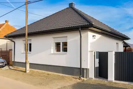 eladó ingatlan, Pásztó