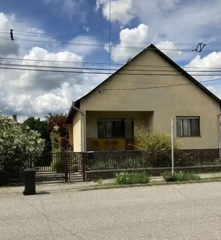 Eladó ingatlan, Pásztó 3 szoba 140 m² 62.9 M Ft