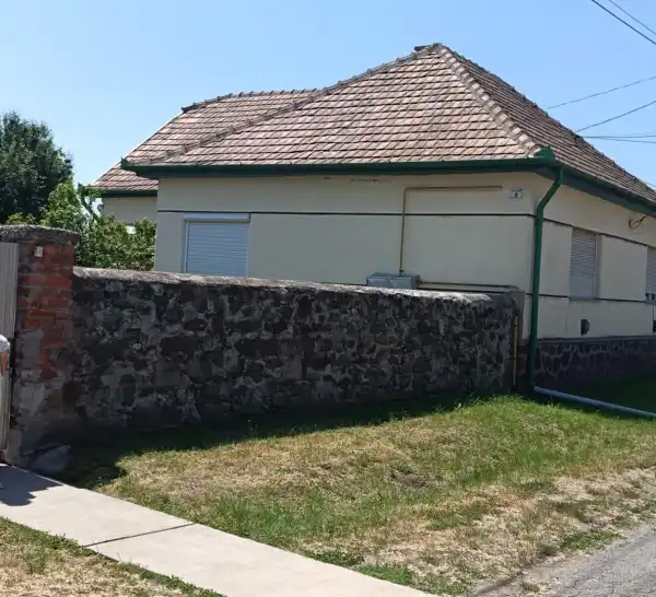 Eladó ingatlan, Pásztó 2 szoba 90 m² 24.5 M Ft