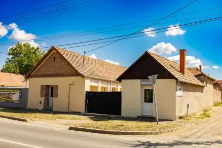 eladó ingatlan, Pásztó