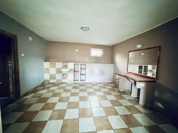 Eladó ingatlan, Patak 8 szoba 150 m² 11.5 M Ft