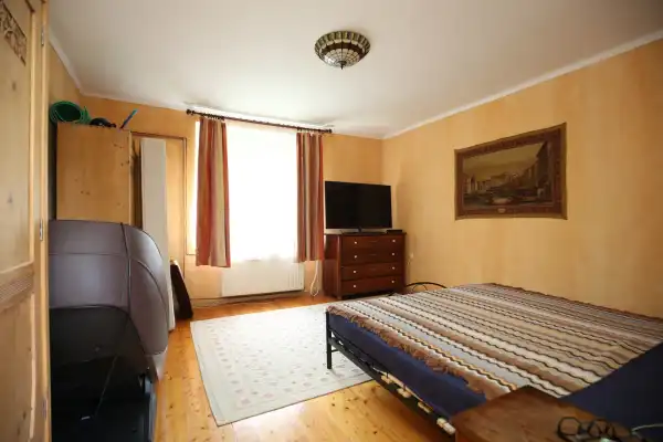 Eladó ingatlan, Perőcsény 3 szoba 111 m² 49.9 M Ft