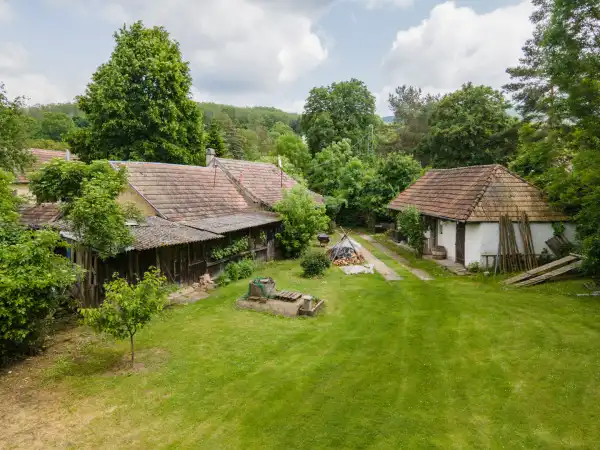 Eladó ingatlan, Perőcsény 1 szoba 40 m² 120 M Ft