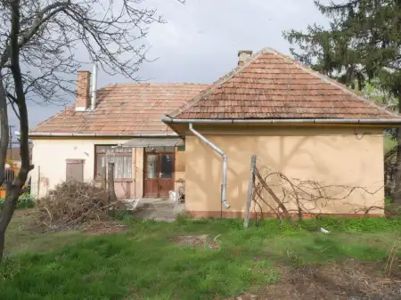 eladó ingatlan, Pilis