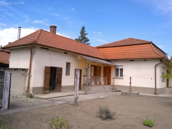 Eladó ingatlan, Pilis 4 szoba 90 m² 52.9 M Ft