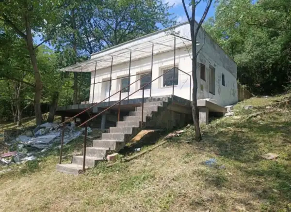 Eladó ingatlan, Pilismarót 1 szoba 30 m² 33 M Ft