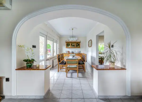 Eladó ingatlan, Pilisvörösvár 5+2 szoba 230 m² 150 M Ft