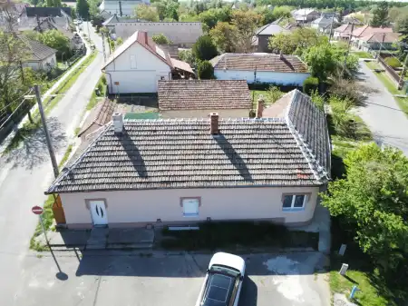 eladó ingatlan, Poroszló