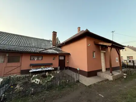 eladó ingatlan, Püspökladány