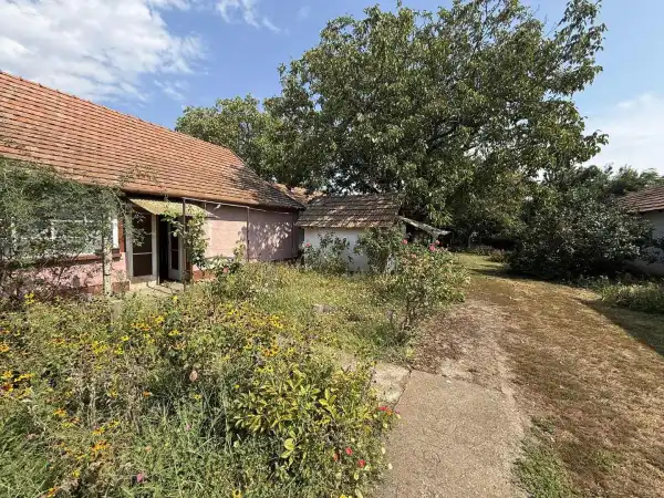 Eladó ingatlan, Püspökladány 1+1 szoba 70 m² 7.9 M Ft