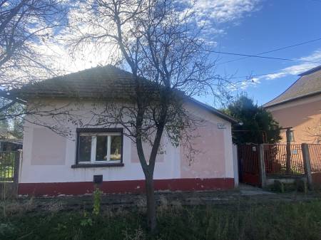 eladó ingatlan, Püspökladány