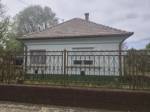 Eladó ingatlan, Pusztavacs 2 szoba 80 m² 36.8 M Ft