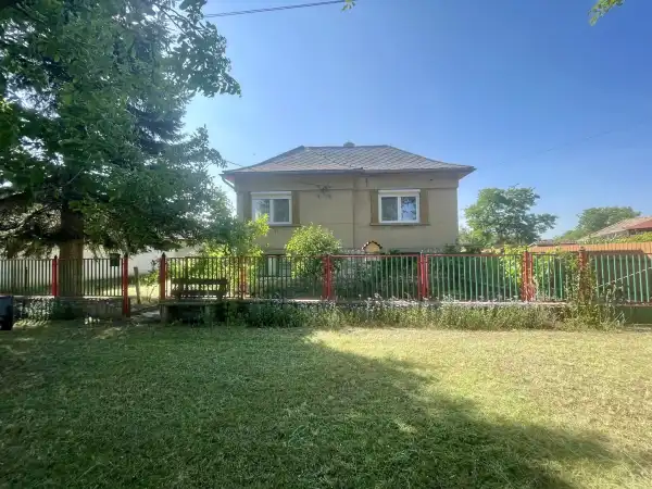 Eladó ingatlan, Réde 2 szoba 74 m² 35 M Ft