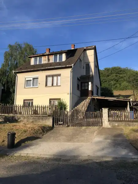 eladó ingatlan, Rétság