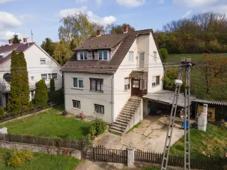 eladó ingatlan, Rétság