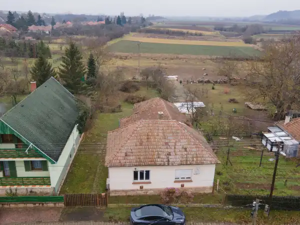 Eladó ingatlan, Romhány 3 szoba 94 m² 17.9 M Ft