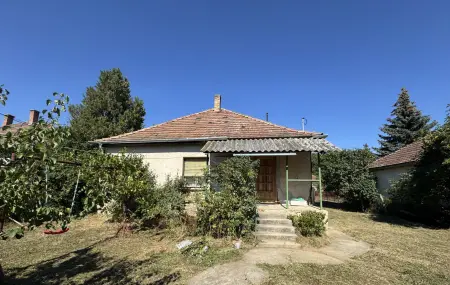 eladó ingatlan, Romhány