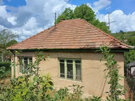 eladó ingatlan, Salgótarján