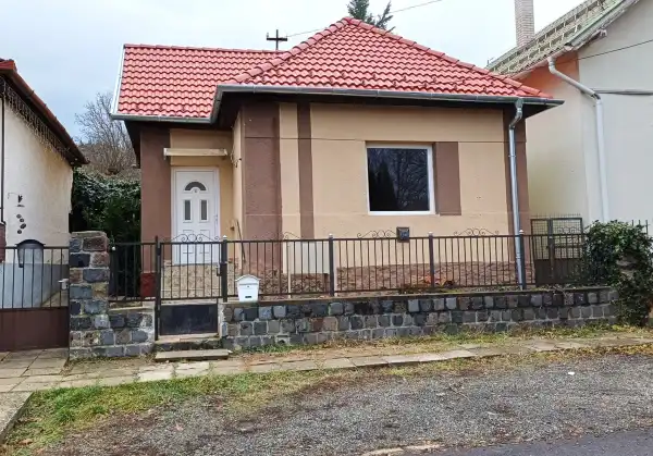 Eladó ingatlan, Salgótarján 2 szoba 75 m² 21.9 M Ft