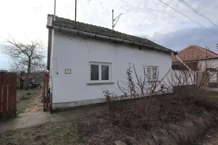 Eladó ingatlan, Sándorfalva 2 szoba 56 m² 34.9 M Ft