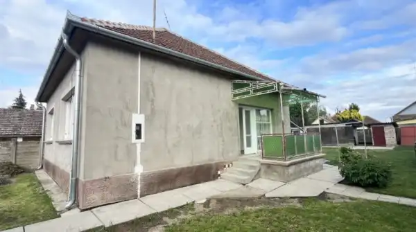 Eladó ingatlan, Sarkad 3 szoba 100 m² 21.9 M Ft