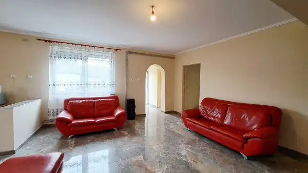 Eladó ingatlan, Sárkeresztúr 4 szoba 92 m² 27.9 M Ft