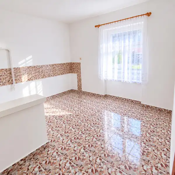 Eladó ingatlan, Sátoraljaújhely 1 szoba 52 m² 12 M Ft