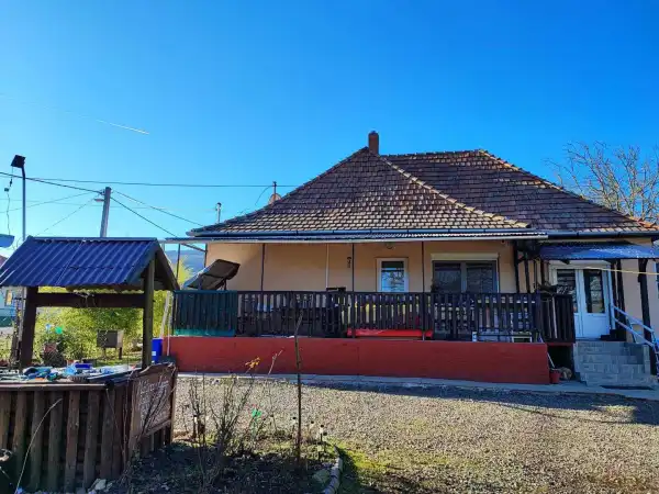 Eladó ingatlan, Sirok 4 szoba 82 m² 27 M Ft