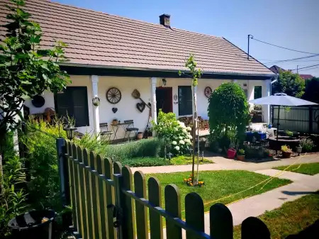 eladó ingatlan, Somberek