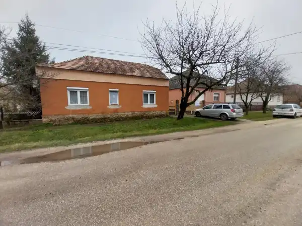 Eladó ingatlan, Szákszend 3 szoba 114 m² 36.45 M Ft