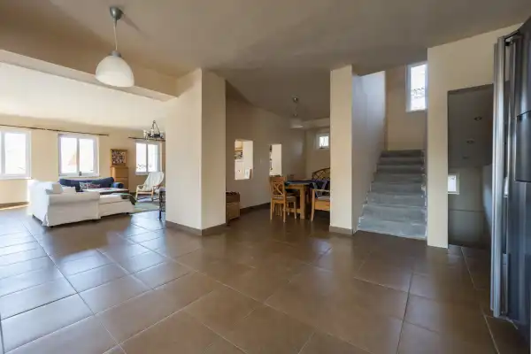 Eladó ingatlan, Szanda 7 szoba 344 m² 66.9 M Ft