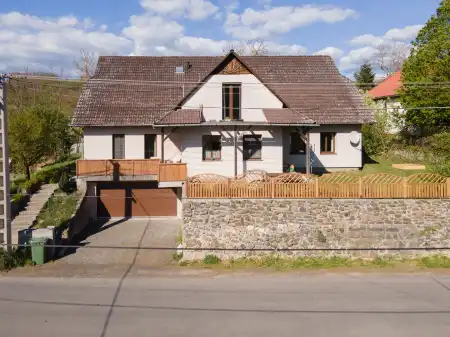 eladó ingatlan, Szanda