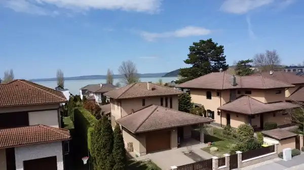 Eladó ingatlan, Szántód 5 szoba 177 m² 289 M Ft + Áfa