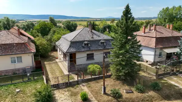 Eladó ingatlan, Szátok 3 szoba 113 m² 29.9 M Ft