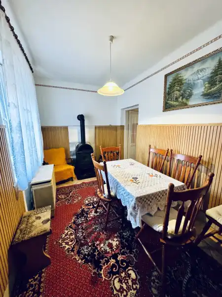 eladó ingatlan, Szátok