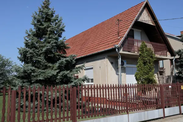 Eladó ingatlan, Szatymaz 3 szoba 102 m² 69.9 M Ft