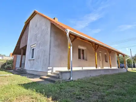 eladó ingatlan, Szatymaz