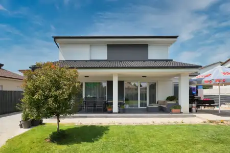 Eladó ingatlan, Szeged 5 szoba 137 m² 144.4 M Ft
