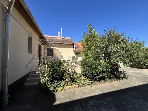 Eladó ingatlan, Székesfehérvár 3 szoba 86 m² 89.9 M Ft